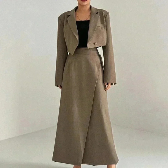 Brown Preppy Womens Women's Solid Color Slim Fit Double Breasted Blazer - Picture 2 of 5